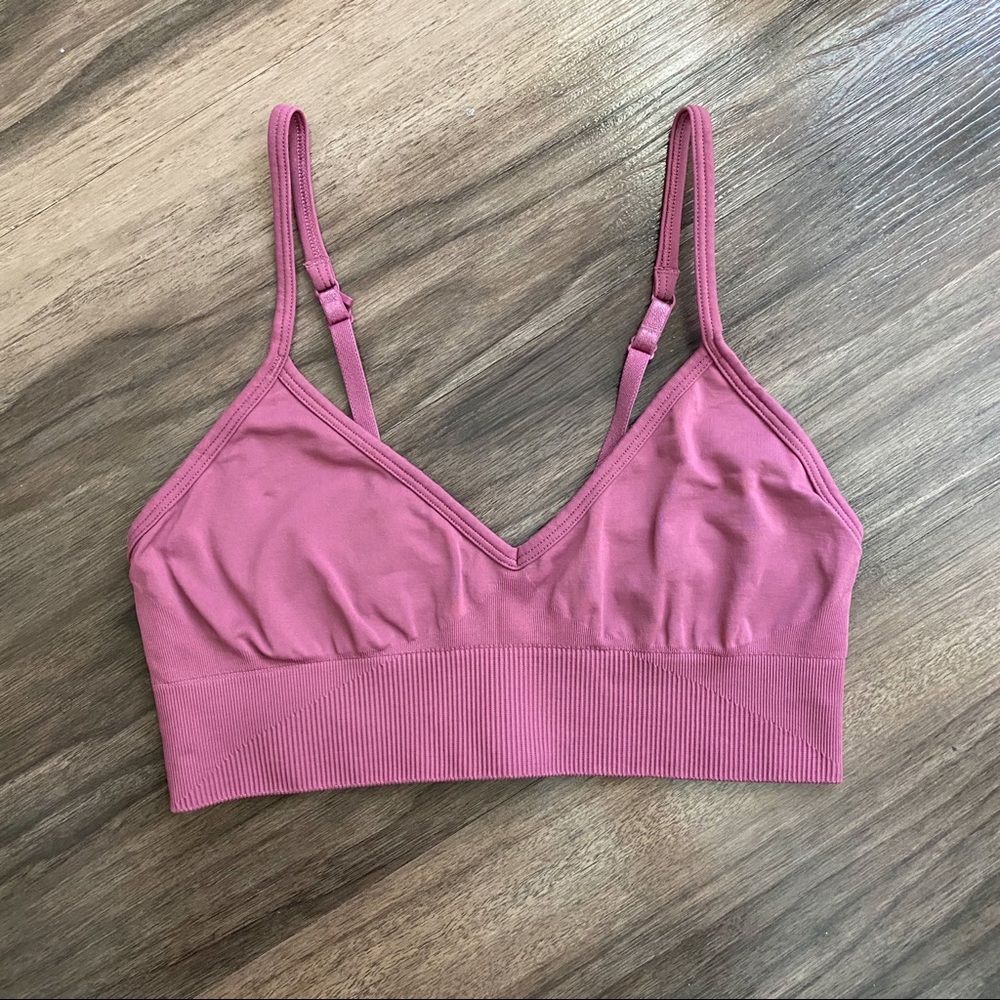 Lululemon Ebb to Street Sports Bra